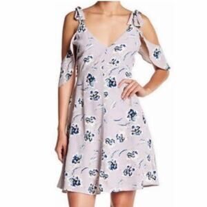 ASTR The Label Cold Shoulder Dress Size S